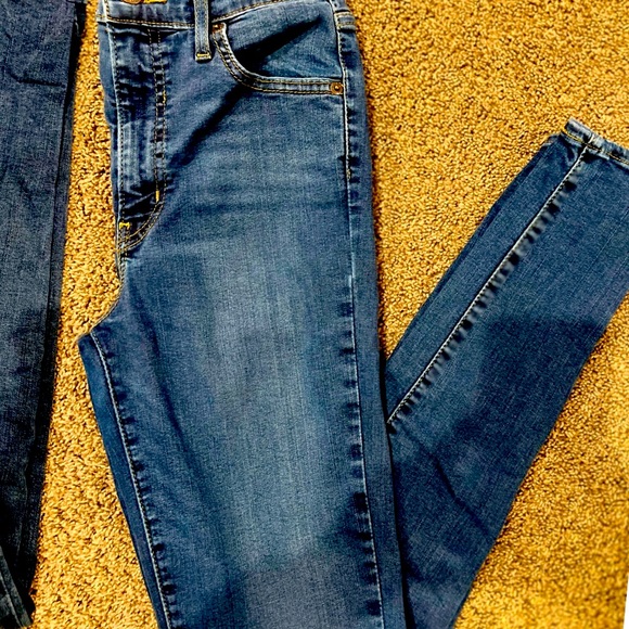 Levi’s - Picture 2 of 5